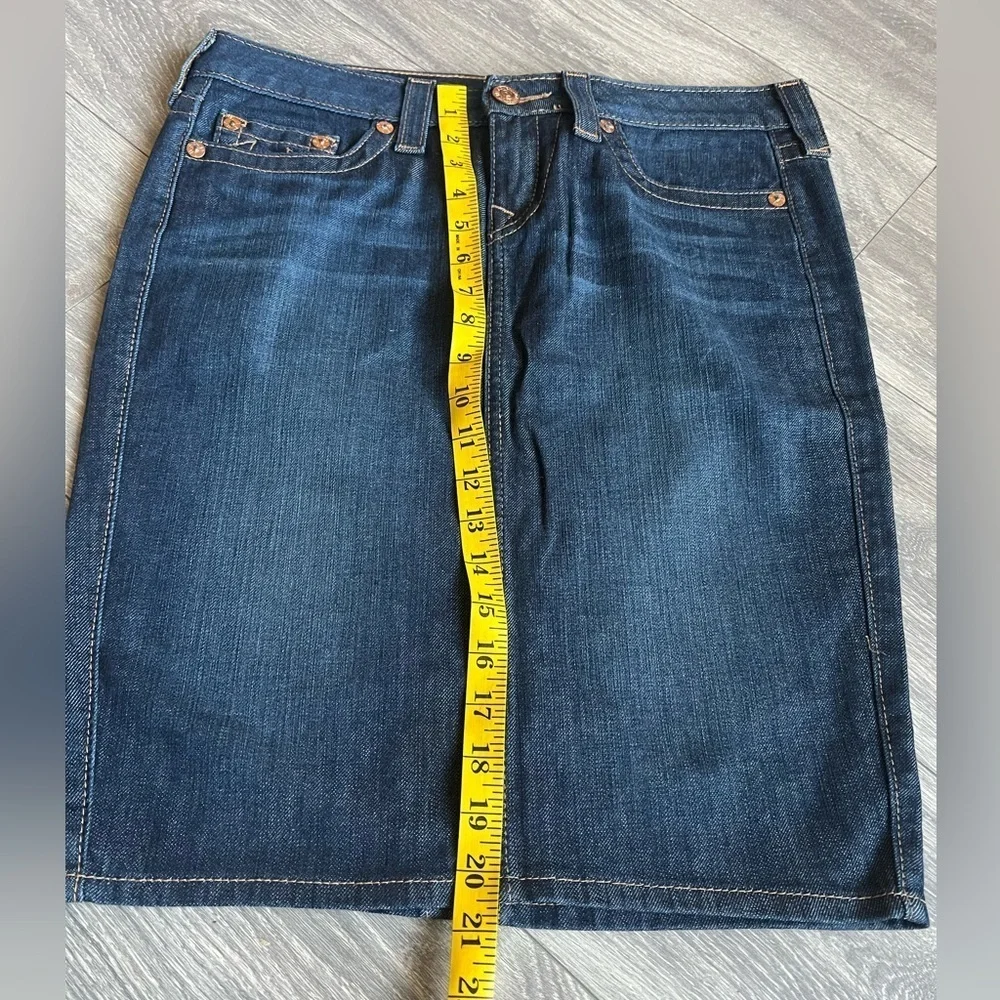 True Religion Audrey Classic Jean Pencil Skirt. Size 29